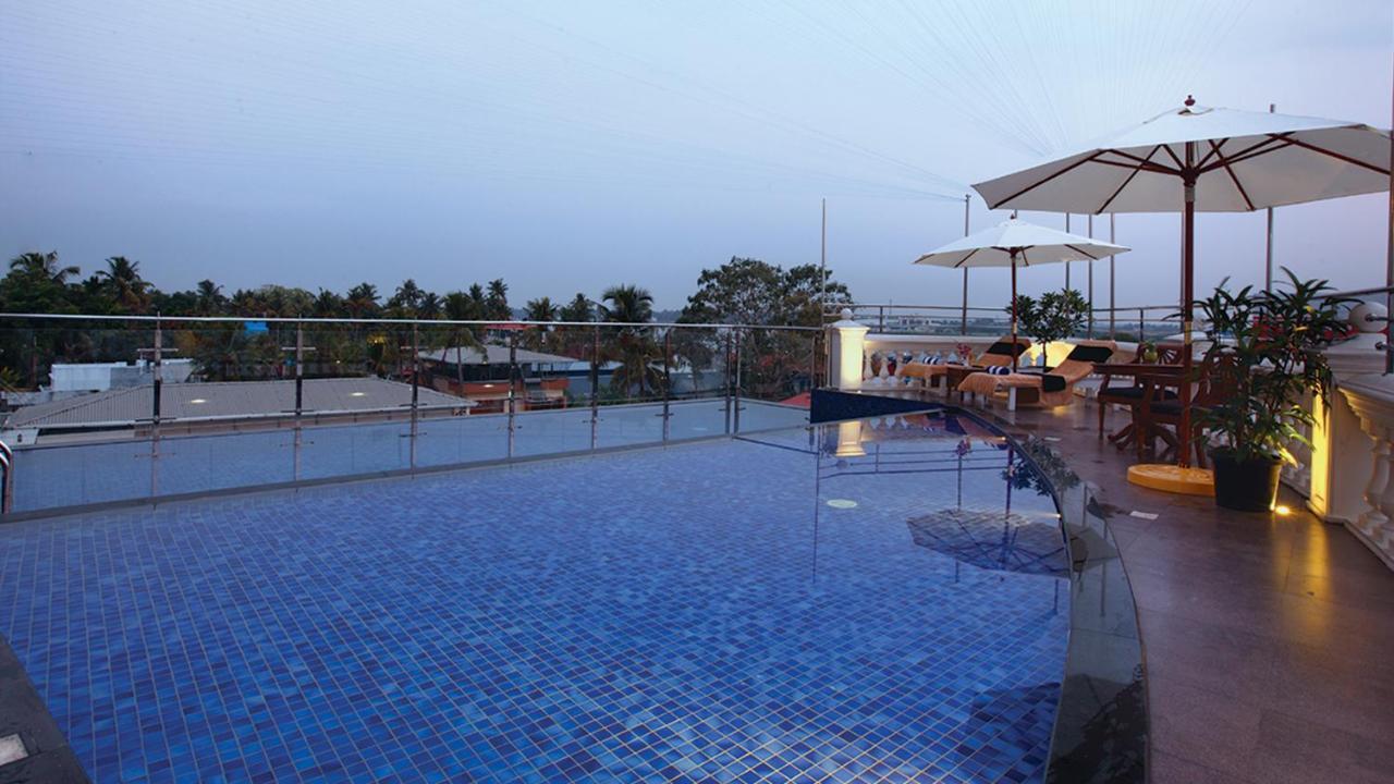 Hotel Le Maritime, Kochi By Westbridge Exterior foto