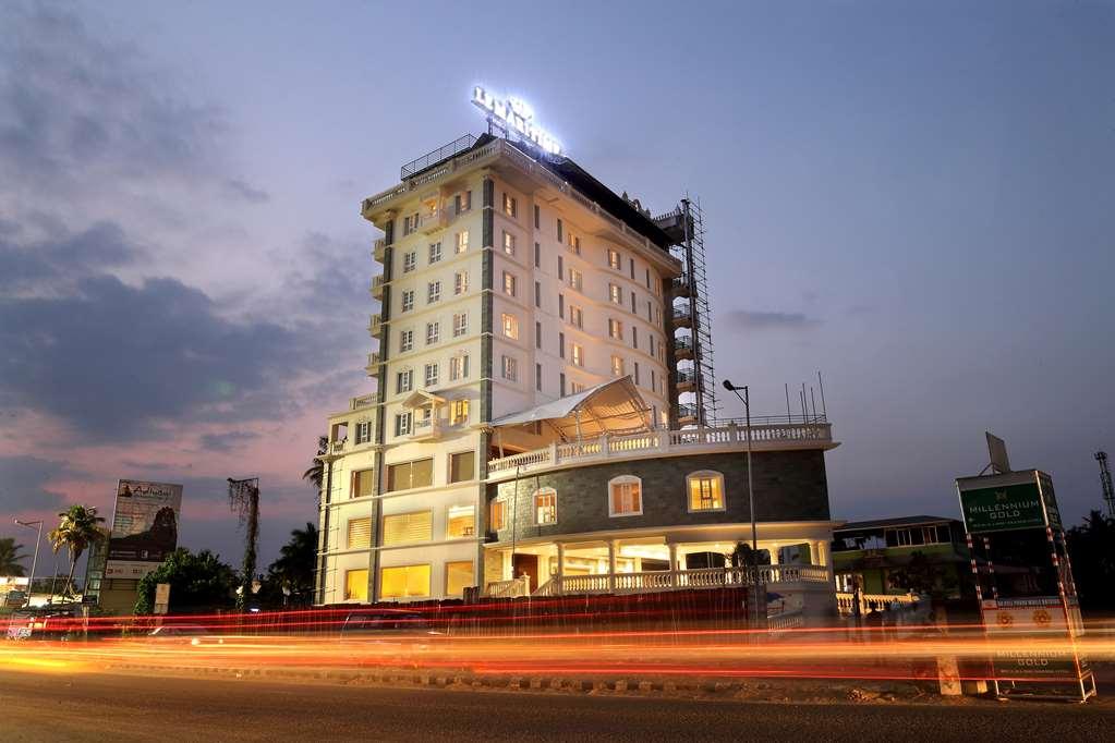 Hotel Le Maritime, Kochi By Westbridge Exterior foto